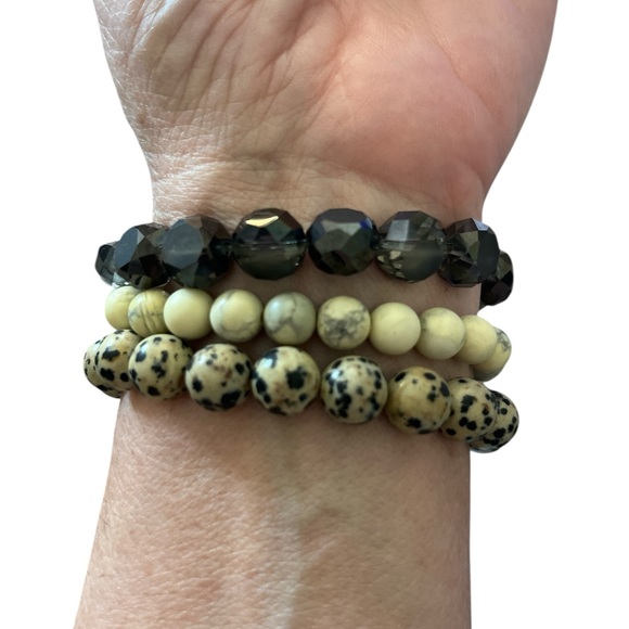Black and Cream Beaded Bracelet Stack 3 Bracelets - Picture 2 of 4